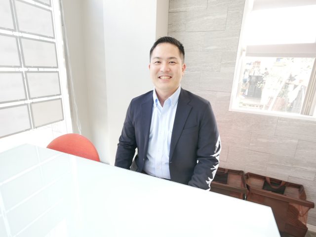 営業 西田